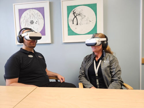VR-glasögon i utbildning patientbemötande foto Region Västmanland